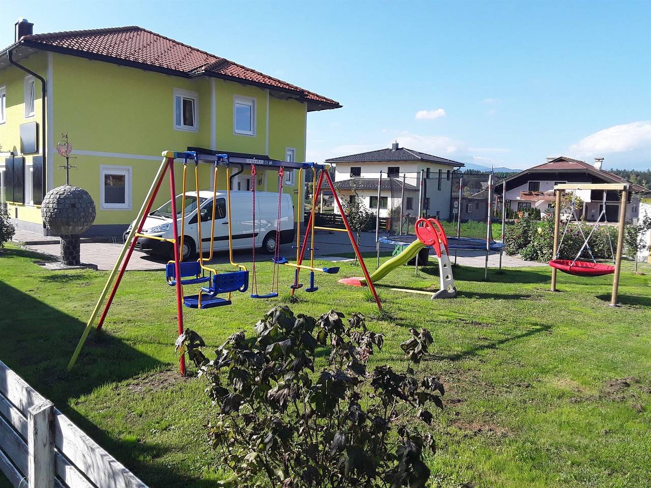 Entire holiday apartment, Apartments Steger in Karavanke in Pohorje, Finkenstein am Faaker See