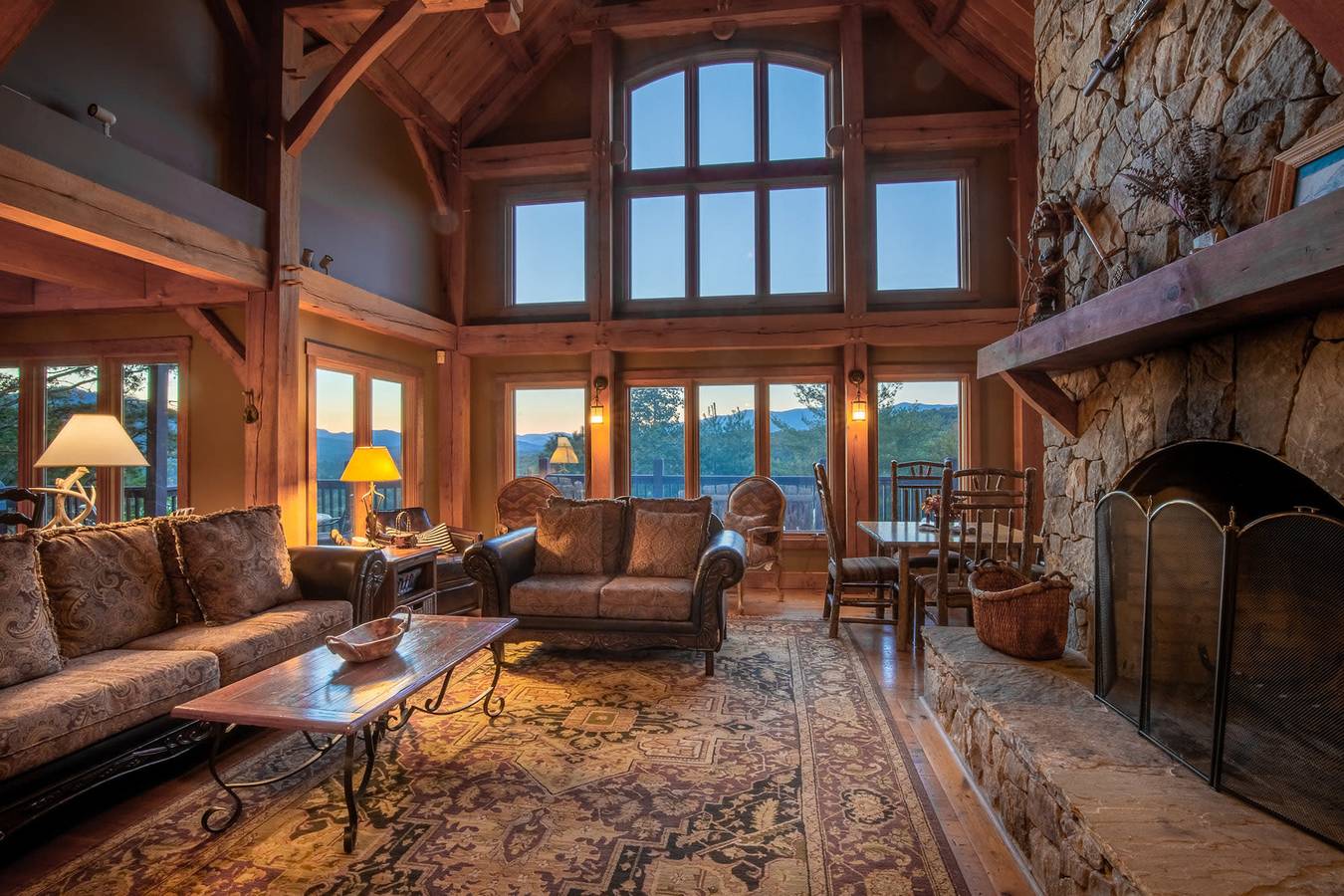 Holiday Rental for 12 People in Blue Ridge Mountains, Fontana Lake