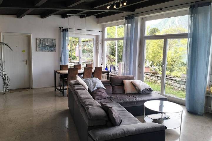 Ferienhaus mit exklusiver Seesicht,  am Luganer See - Seeparzelle, Wandergebiet. in Lugano, Luganersee