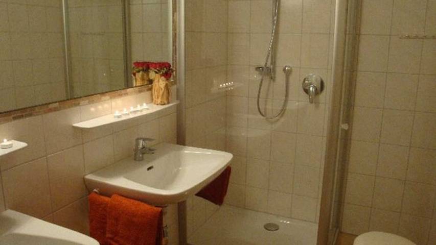 Ferienwohnung für 3 Personen, mit Sauna und Garten in Nauders - 4