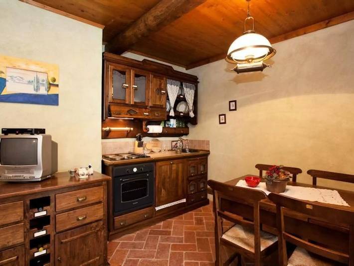 Gîte pour 2 personnes, avec terrasse et piscine à Vinci - 4