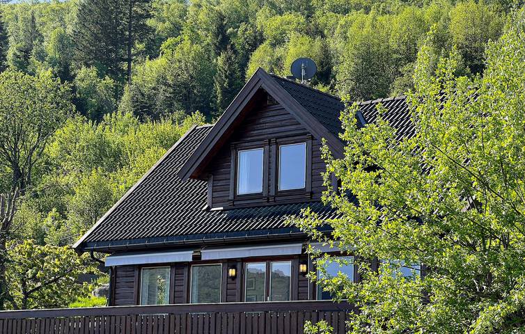 Ferienhaus für 8 Personen, mit Terrasse und Whirlpool sowie Sauna in Süd-Norwegen