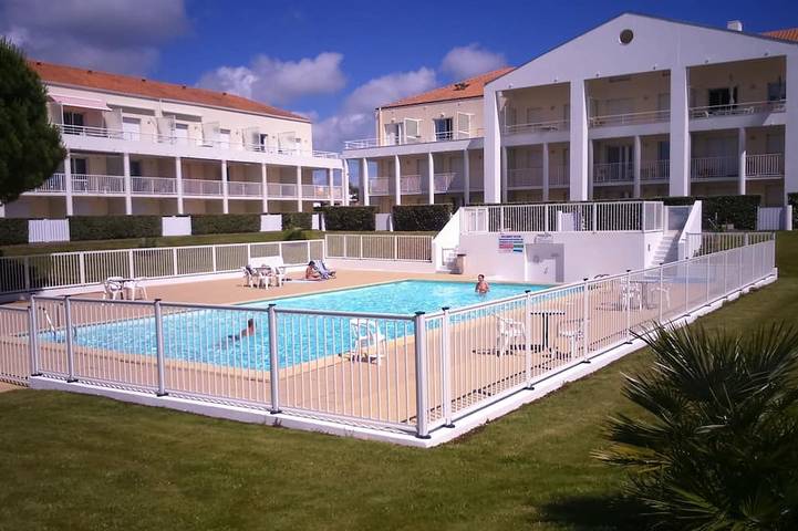 Gîte pour 4 personnes, avec Terrasse dans Plage de Tanchet