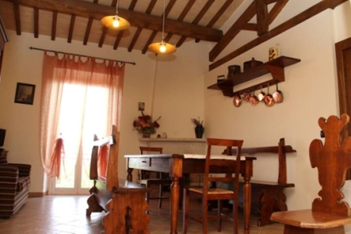 Ferieleilighet for 7 personer, med hage og terrasse - 1