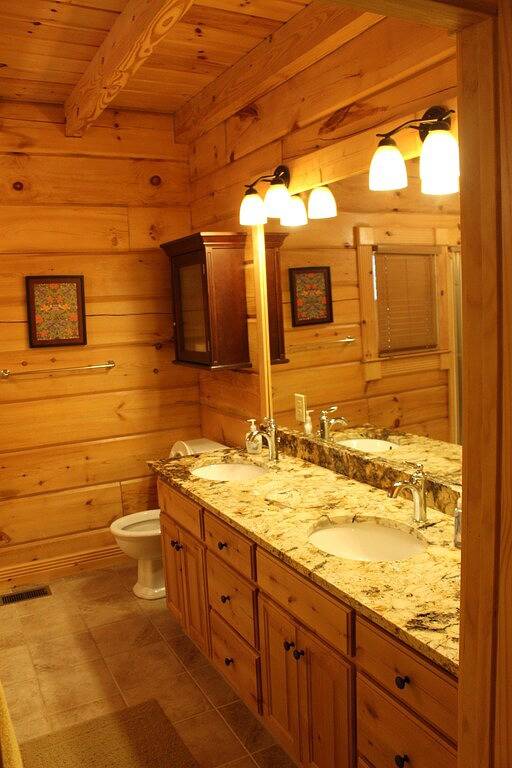 Blockhütte für 6 Personen, mit Garten und Balkon - 1