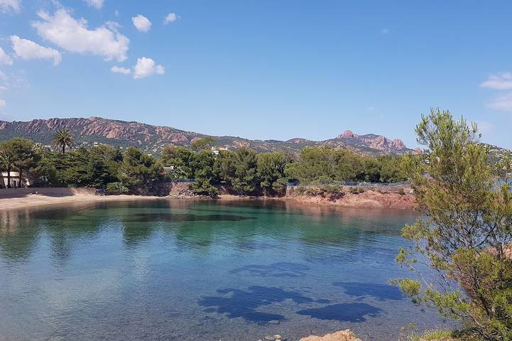 Gîte pour 4 personnes, avec Balcon et Jardin dans Plage Camp Long