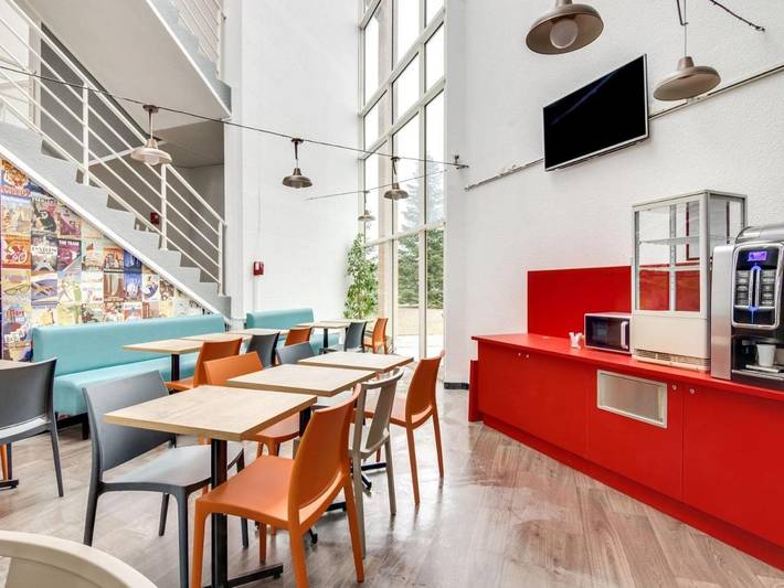 Hôtel pour 2 personnes, animaux acceptés à Le Subdray - 2