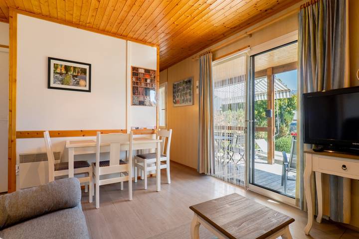 Chalet 'Castellane' con vistas a la montaña, piscina compartida y wifi in Castellane, Región de Castellane