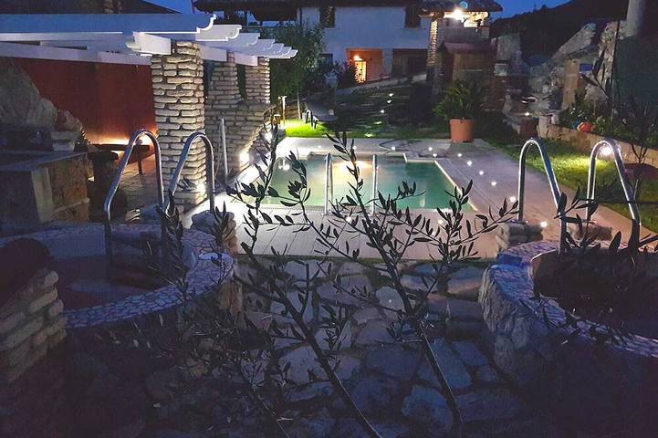 Holiday home for 6 people, with garden and hot tub - 1