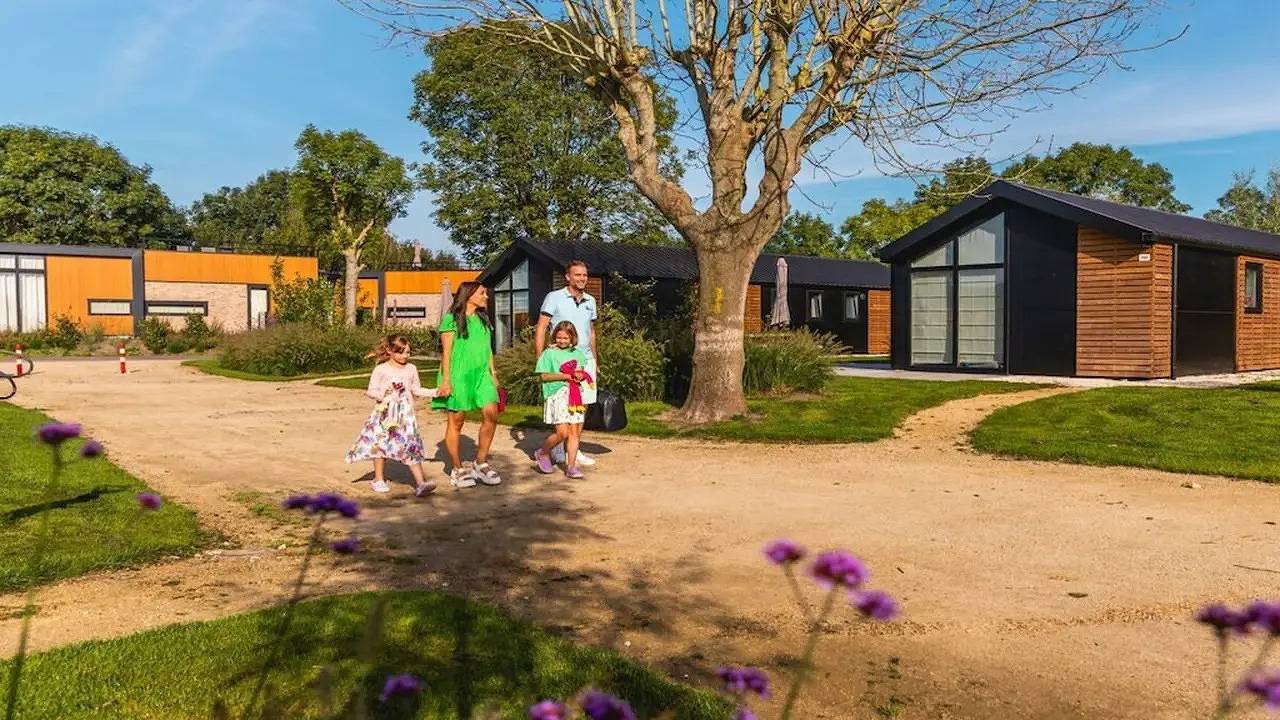 Ferienhaus für 6 Personen mit Terrasse in Warmond, Groene Hart