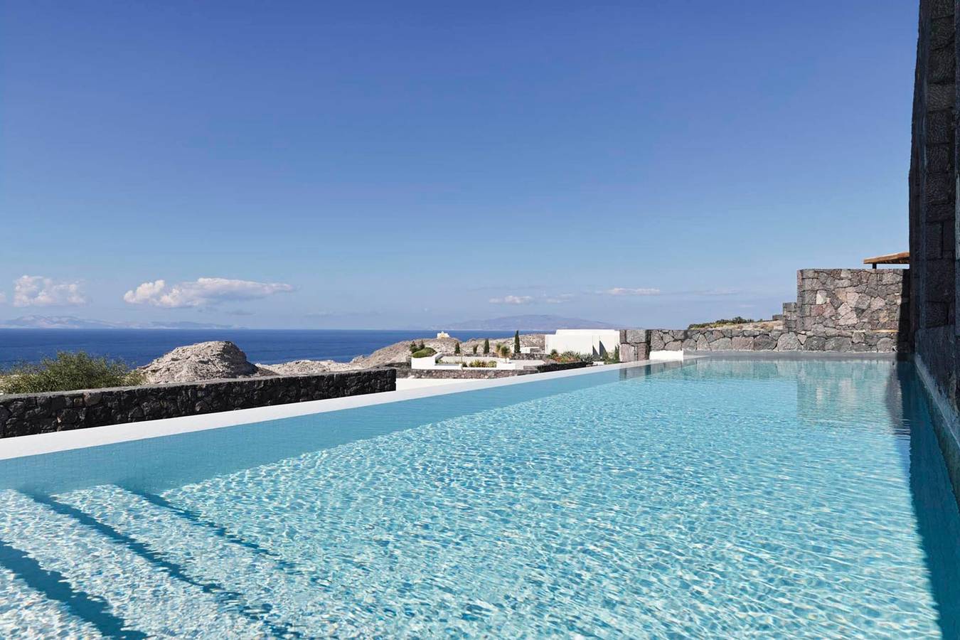 Villa for 6 People in Ormos Ammoudiou, Oia