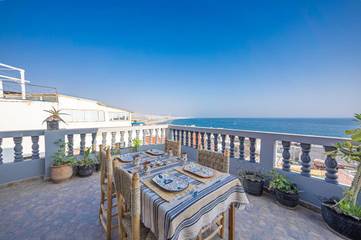 Maison d’hôte pour 2 personnes, avec terrasse et vue à Taghazout (village)