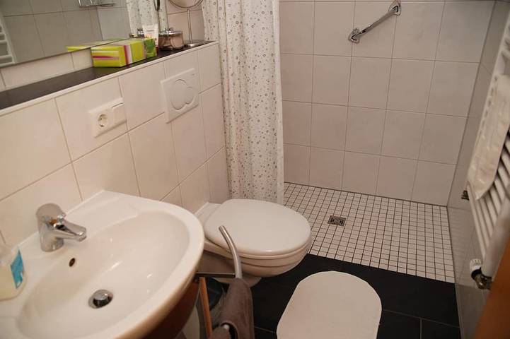 Ferienwohnung für 4 Personen, mit Balkon und Garten sowie Sauna in Bullay - 3