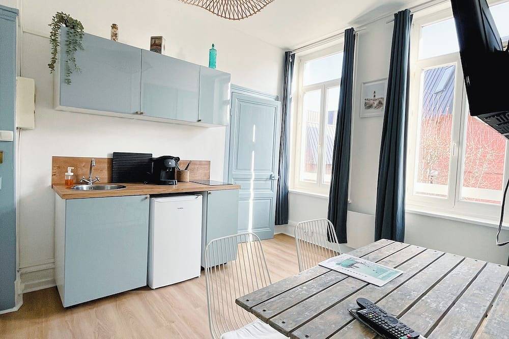 Ganze Wohnung, The blue cocoon in Dünkirchen, Flanderns Dünenküste