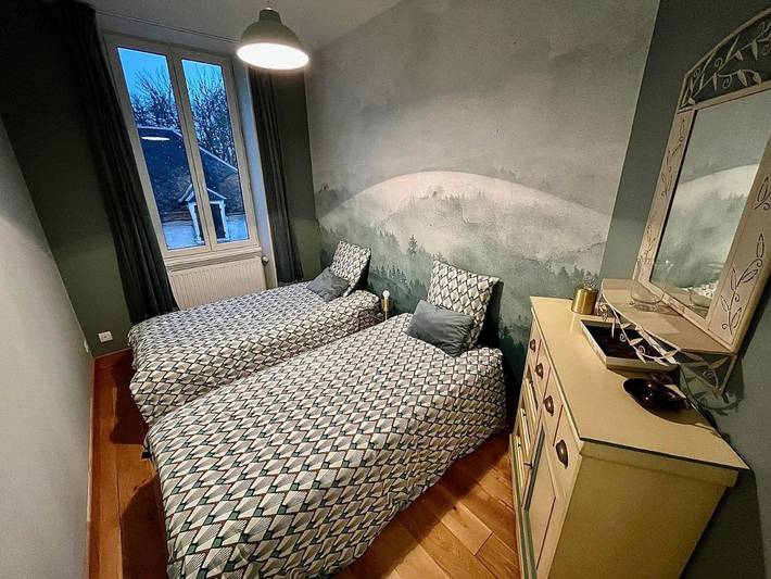 Location de vacances pour 8 personnes, avec vue et jardin à Lignières - 3