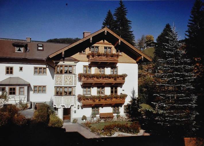 Ferienwohnung für 5 Personen, mit Ausblick und Sauna sowie Garten