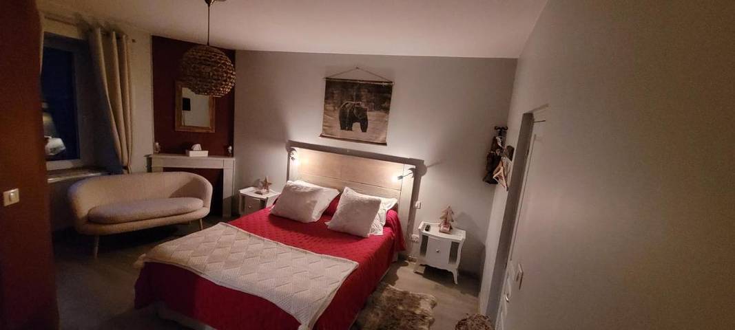 Gîte pour 2 personnes, avec terrasse ainsi que piscine et jardin à Bagnac-sur-Célé - 2