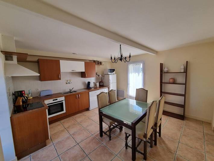 Location de vacances pour 6 personnes, avec Terrasse ainsi que Jardin et Piscine à Archigny