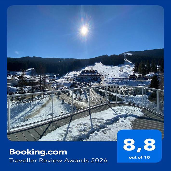 Apartament wakacyjny dla 4 osób, z Jacuzzi i Basen oraz Sauna i Widok w Sienna