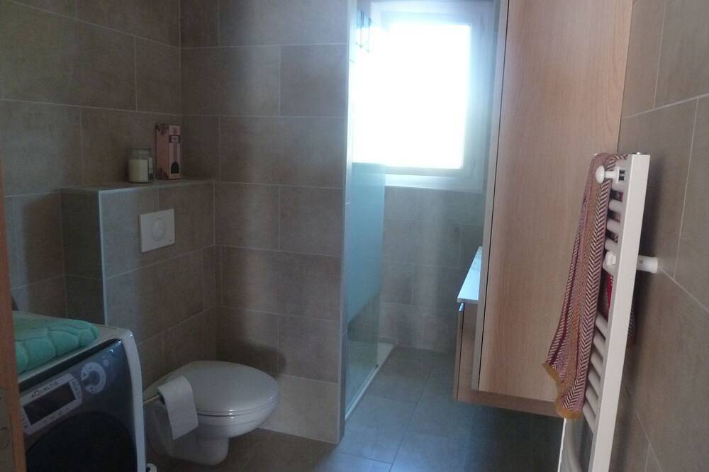 Appartement entier, Soleil & Mer sur la Costa Verde - à 450m à pied de la plage in Prunete, Cervione