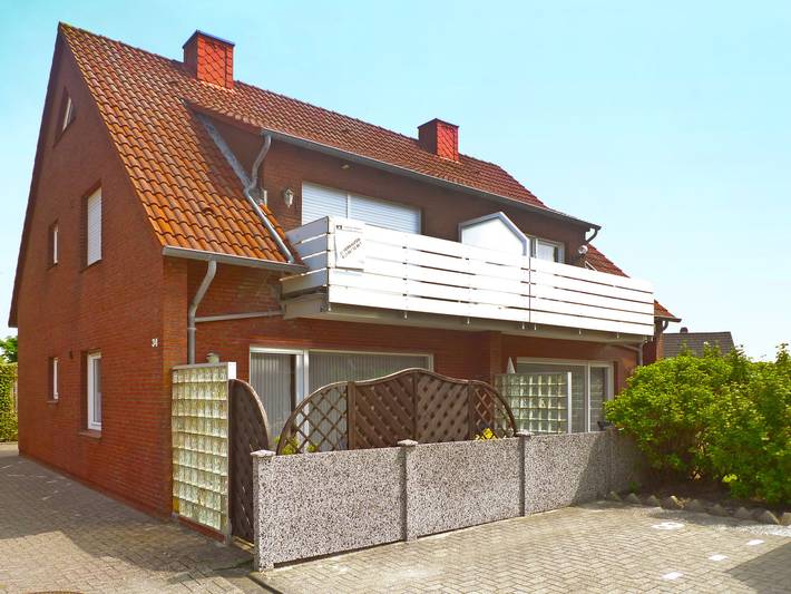 Ferienwohnung für 4 Personen, mit Balkon und Garten in Norden und Umgebung