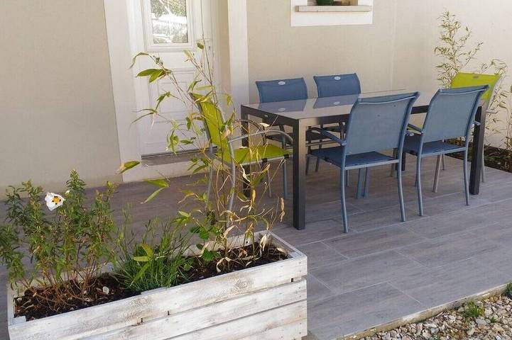 Gîte pour 5 personnes, avec jardin et terrasse à Volvent