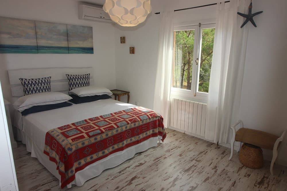 Rustikales Haus in Finca von 55000 m2 mit Gärten und Pool. 10 Minuten von Palma entfernt in Ses Rotgetes de Canet, Esporles