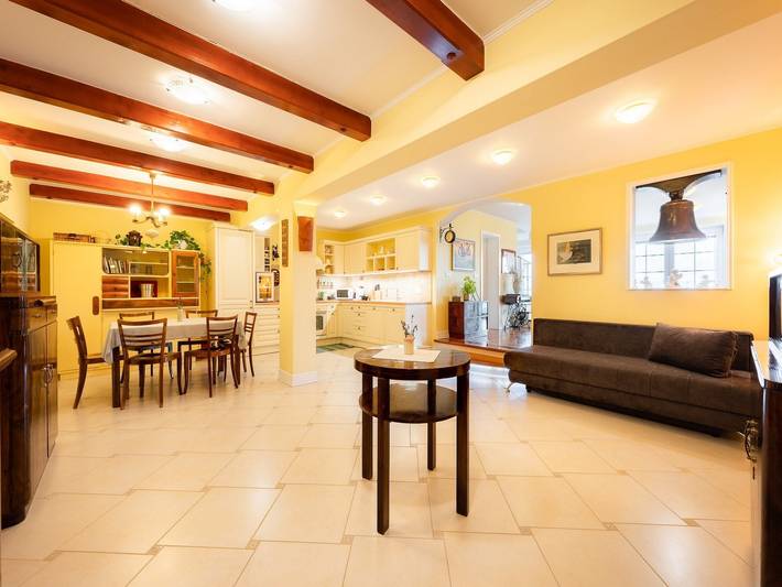 Villa for 6 people, with hot tub in Slovenia