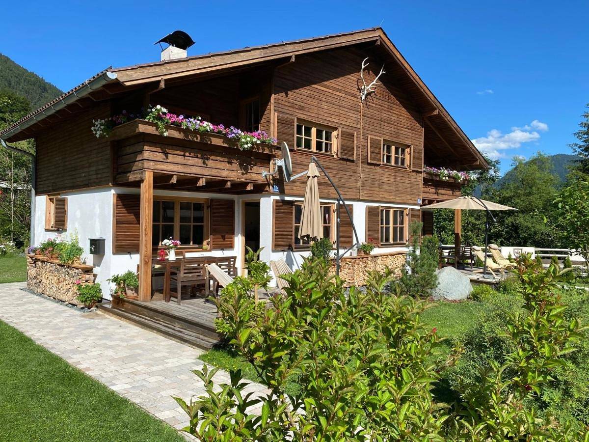 Chalet Tirolia in Kirchdorf in Tirol, Kaisergebirge
