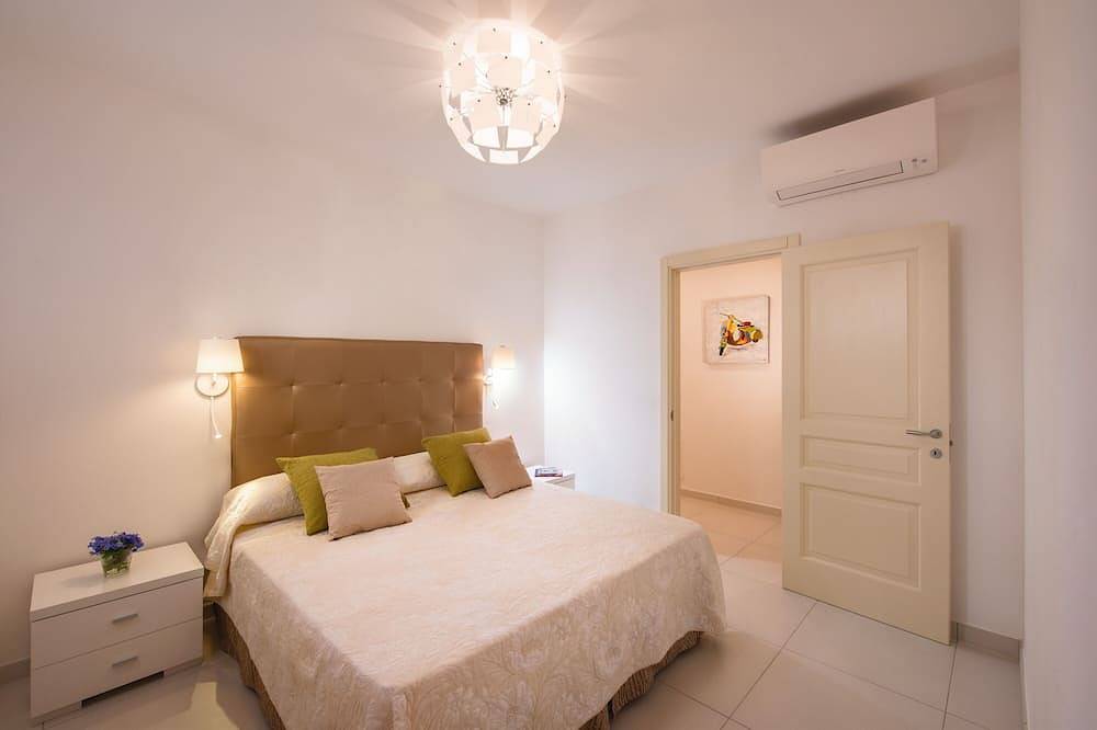 Ganze Wohnung, Stylish Apartment Close to beach - Al Corso 8 by Amalfivacation.It in Minori, Amalfiküste