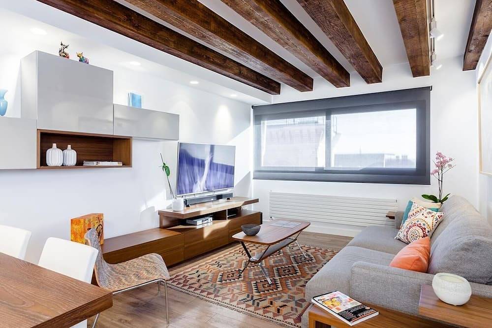 Entire apartment, Santa Ana Apartment in Centro (Madrid), Madrid
