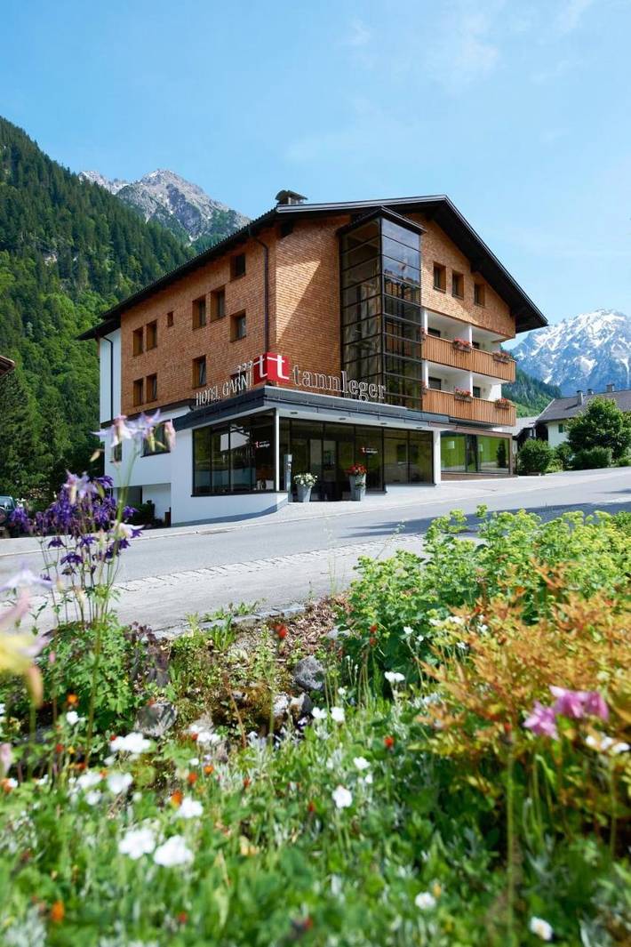 Hôtel pour 2 personnes, avec sauna ainsi que terrasse et jardin