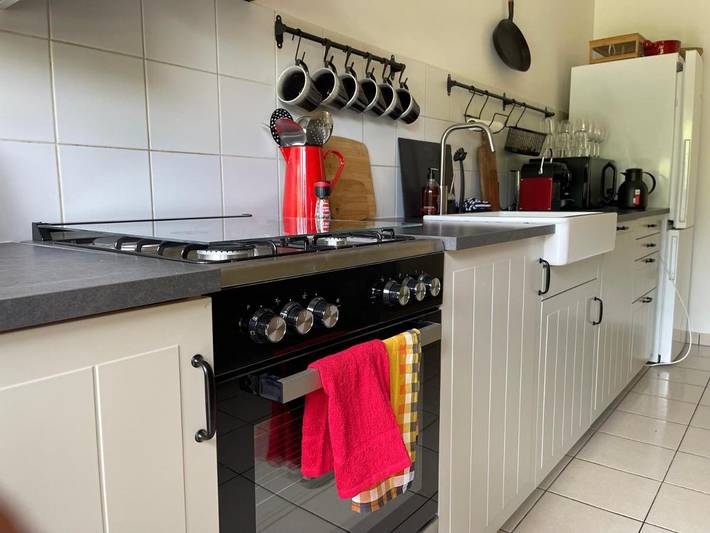 Location de vacances pour 10 personnes, avec jardin ainsi que vue et piscine à Soturac - 2