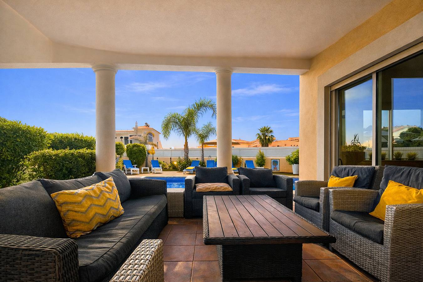 Sunshine in Guia, Faro Distrikt