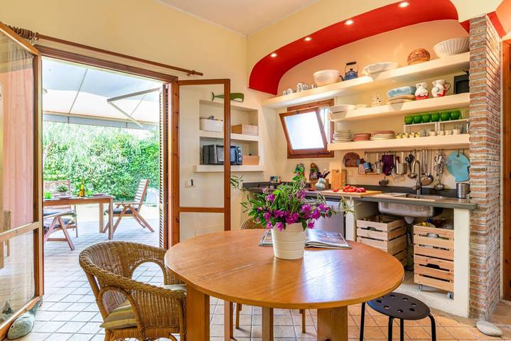 Gîte pour 2 personnes, avec piscine et jardin à Giardini-Naxos - 4