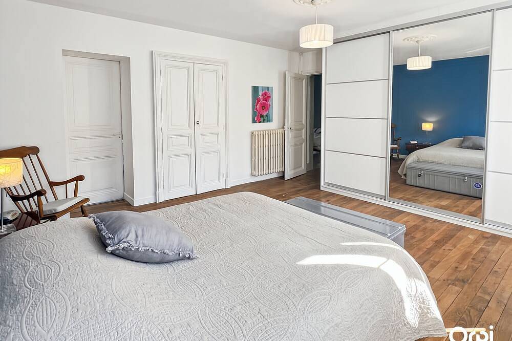 Casa familiar renovada 14 plazas a 10 min de playas, aparcamiento y wifi in Quéven, Côte des Mégalithes