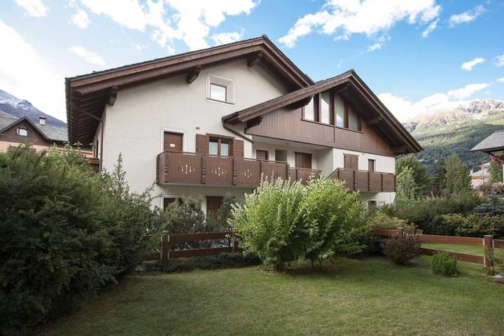 Baita per 4 persone, con balcone a Comune di Bormio