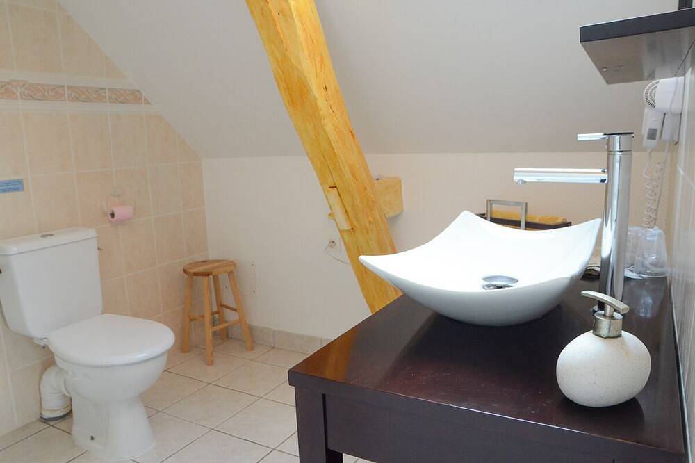 Comfortable bed and breakfast in Cublac, Brive-la-Gaillarde region