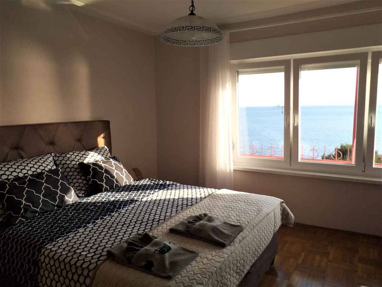 Ganze Ferienwohnung, Ferienwohnung mit Balkon und Meerblick in Crveni Vrh, Umag und Umgebung