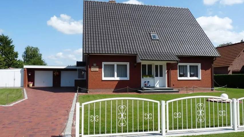 Gîte pour 5 personnes, avec jardin à Rhauderfehn