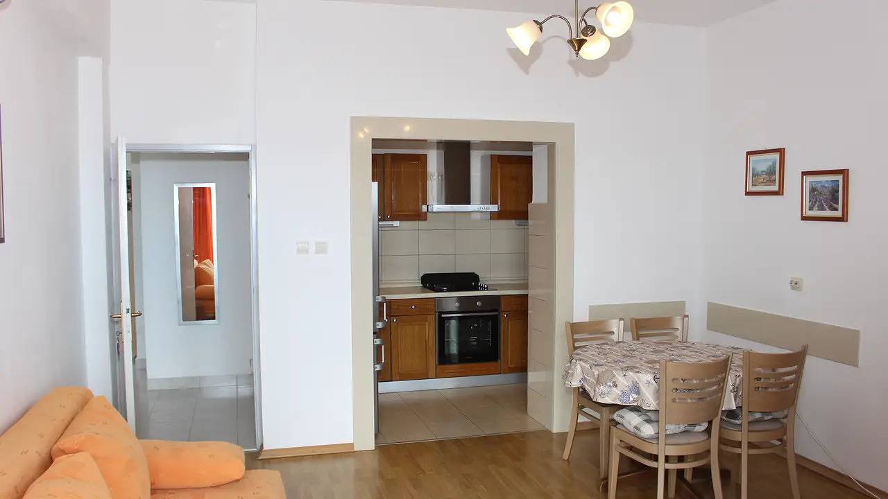 Entire holiday apartment, Ferienwohnung für 5 Personen (70 m²) in Podgora in Podgora, Makarska Riviera