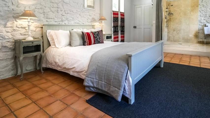 Chambre d’hôte pour 3 personnes, avec vue ainsi que piscine et jardin à Le Barroux - 2