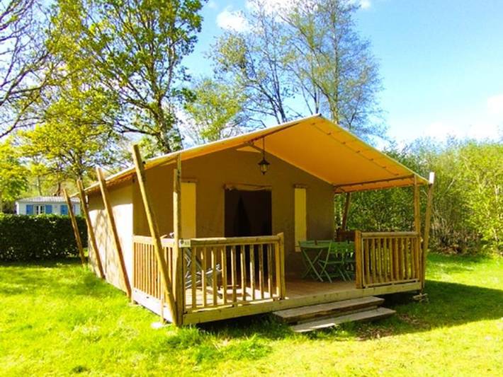 Camping La Riviere D'Argent - Safarizelt 5 personen - Wood Lodge - 2 Schlafzimmer - ohne Sanitäranlagen 5 pers. in Huelgoat, Châteaulin und Umgebung