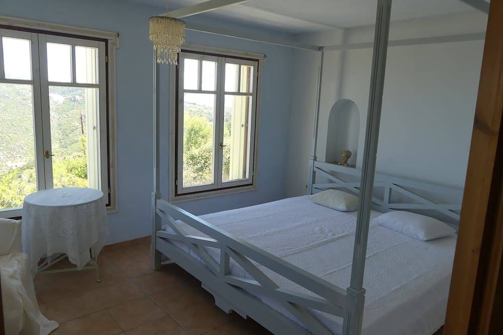 Villa Rotunda  in Alonissos Old Town in Alonnisos City, Alonissos