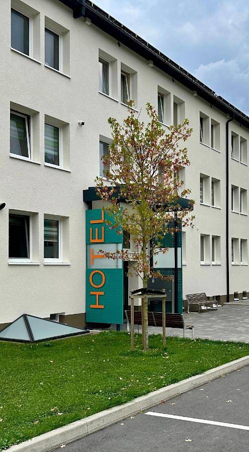 Ferienhaus für 2 Personen, mit Terrasse und Garten sowie Ausblick in Föritztal
