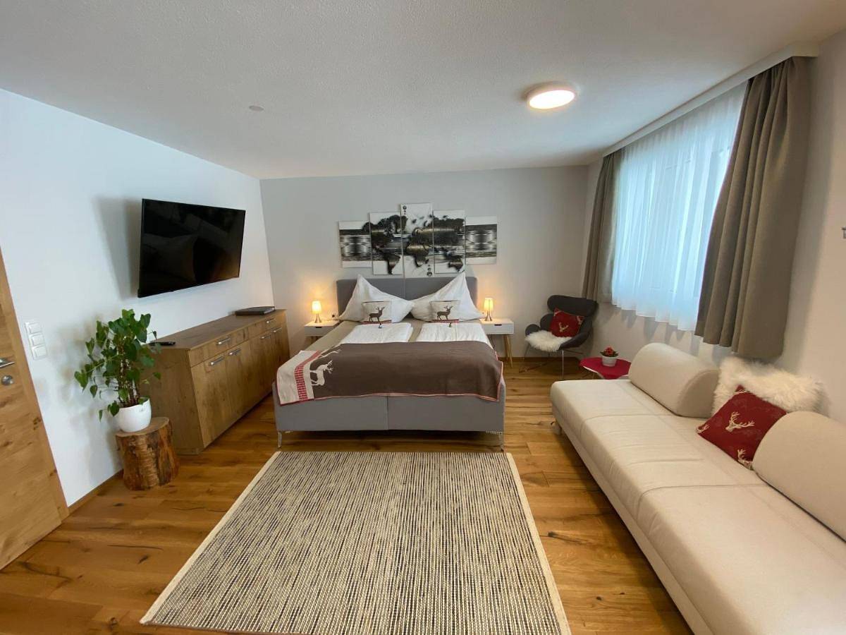 Double Room with Private Bathroom in Obsteig, Bezirk Imst