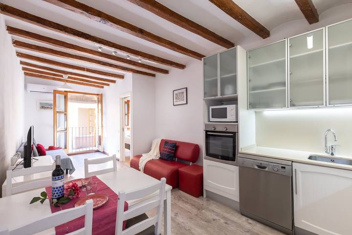 Apartamento entero, Apartamento de vacaciones para 2 personas con jardín in Tarragona, Costa Dorada
