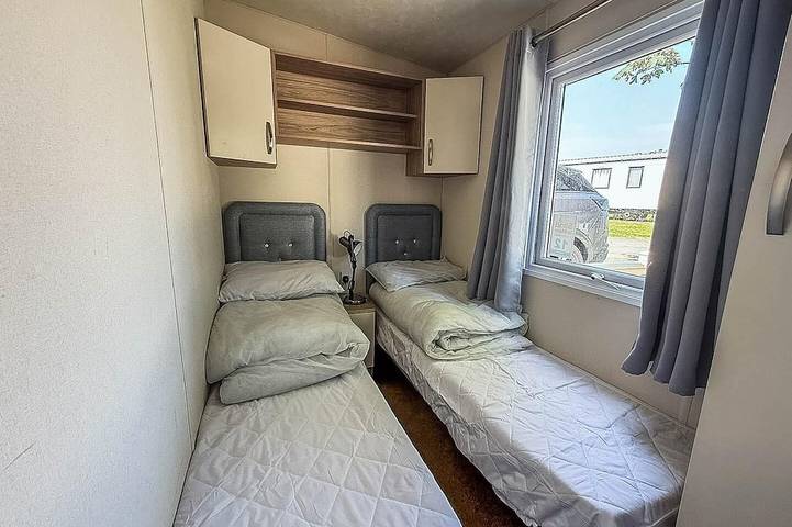 Camping für 8 Personen in Roos - 4