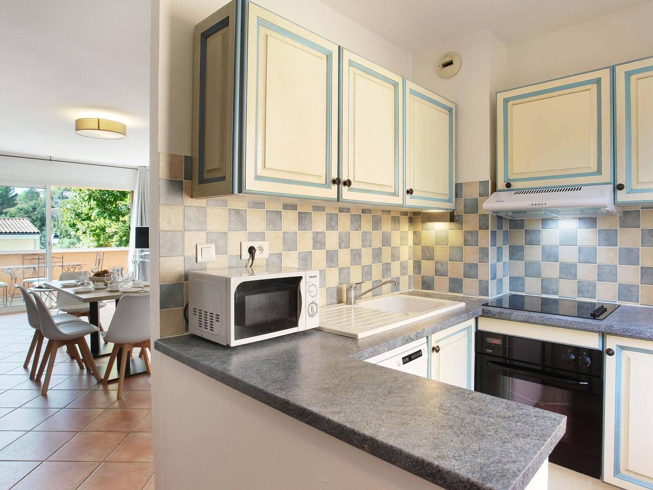 Appartement entier, Studio à Gréoux-Les-Bains près des Lacs in Gréoux-les-Bains, Parc naturel régional du Verdon