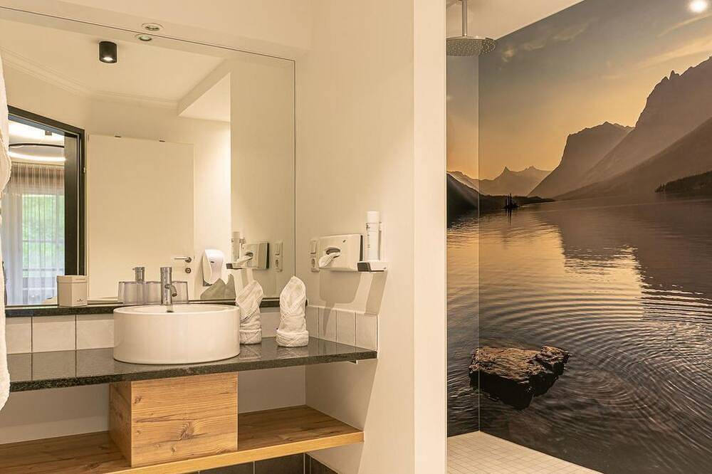 Superior Doppelzimmer Bergblick - Hotel My Alpenwelt Resort in Königsleiten, Pinzgau
